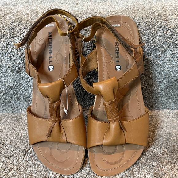 Merrell Women's Brown Leather Sandals - Picture 8 of 11